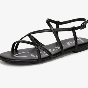 $70 Circus by Sam Edelman Black Strappy Flat Sandals Size 9